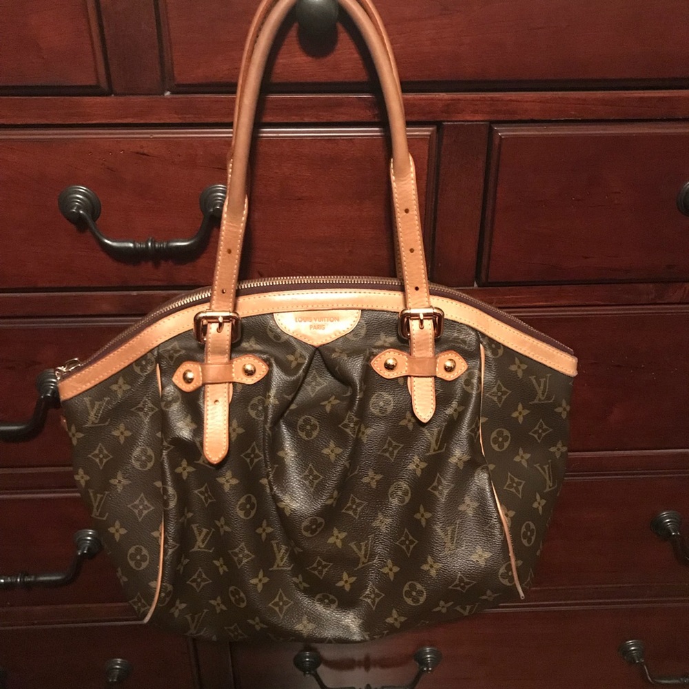 Louis Vuitton Tivoli GM Monogram